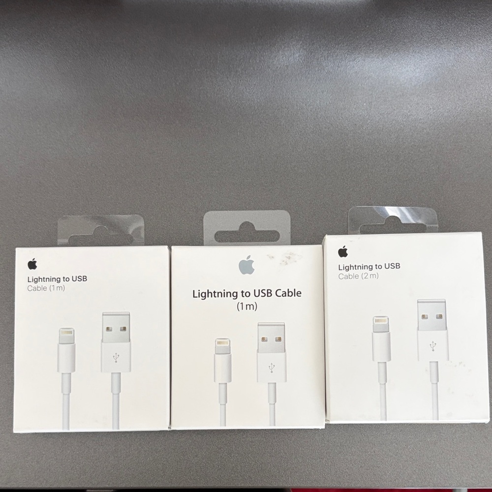 Apple 3 Lightning to USB Cables - White (Boxed)